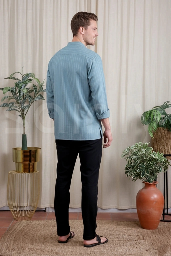 Classic men’s black linen pant for holiday and relaxed wear-back