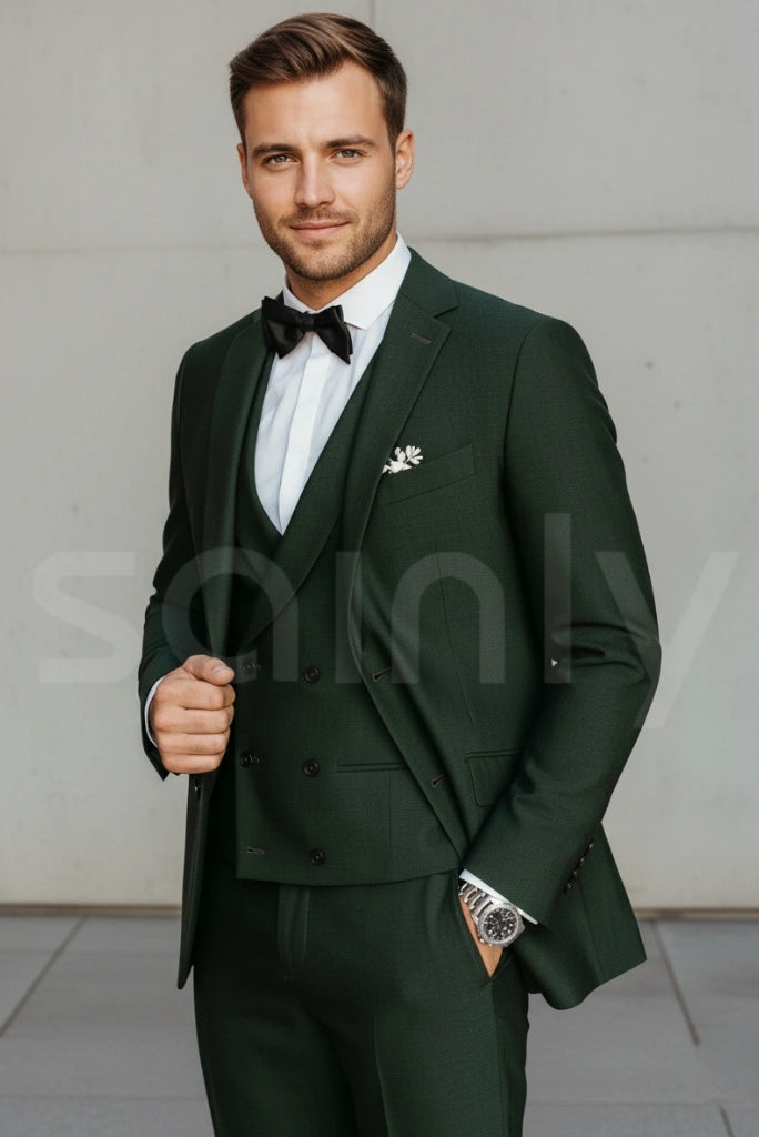Stylish men emerald green two-piece suit with classic design-side