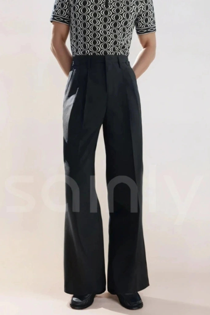 Men black high rise pleated bootcut trousers