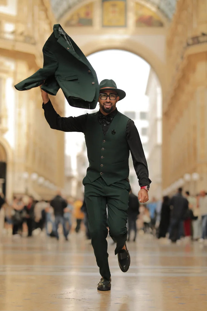 Classic men emerald green suit with blazer waistcoat and trousers for engagement wear