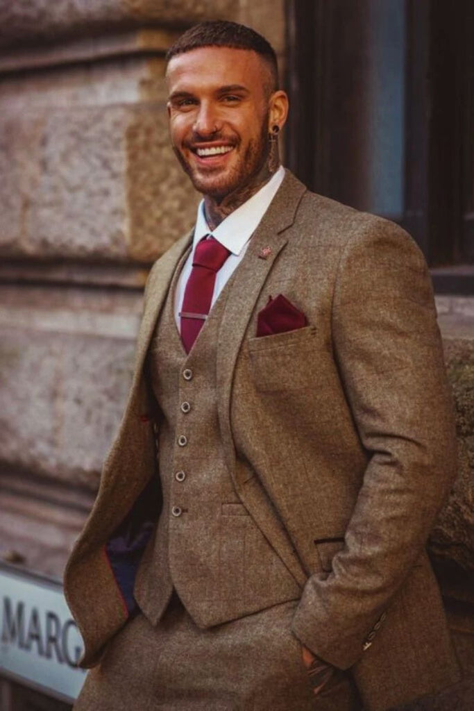Men tweed three piece suit-front