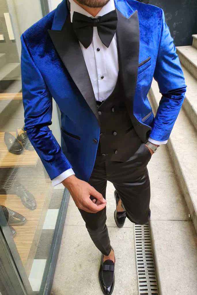 Sainly men’s velvet blue formal suit
