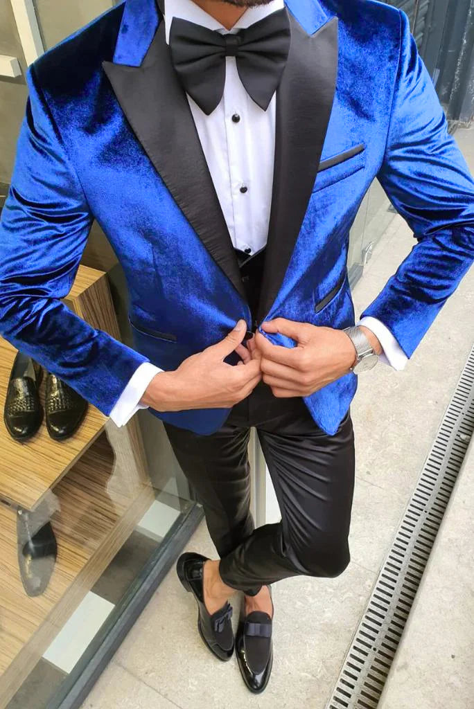 Elegant blue velvet tuxedo suit for men – Sainly