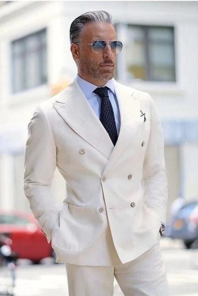 Men beige double breasted suit -front