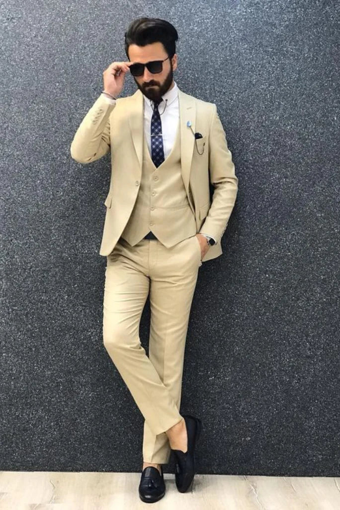 Men cream three piece-front