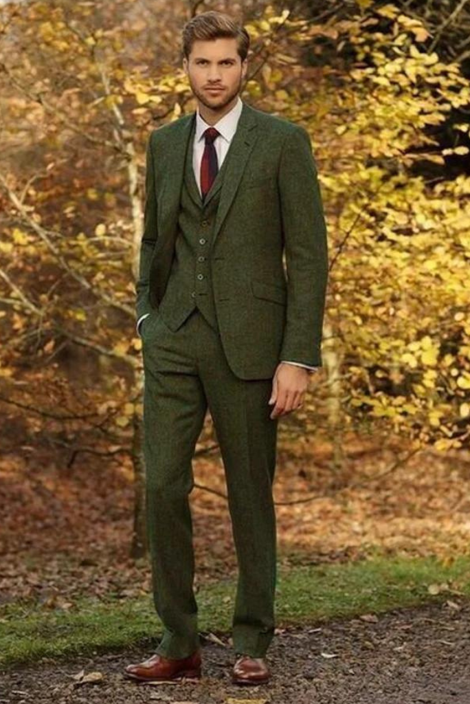 Men green tweed 3 piece-front