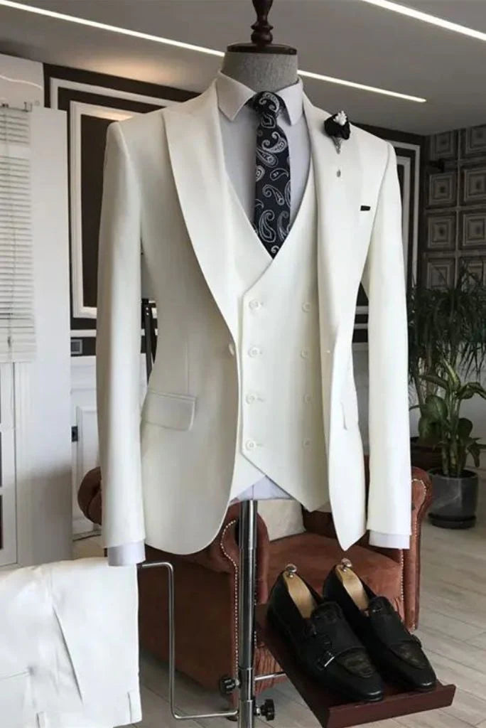 Men off white suit-front