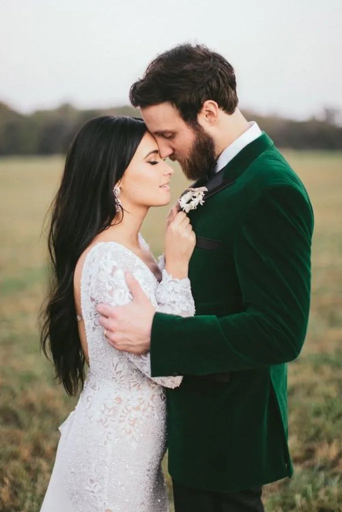 men-green-velvet-tuxedo-two-piece-suit-designer-velvet-suit-for-groom