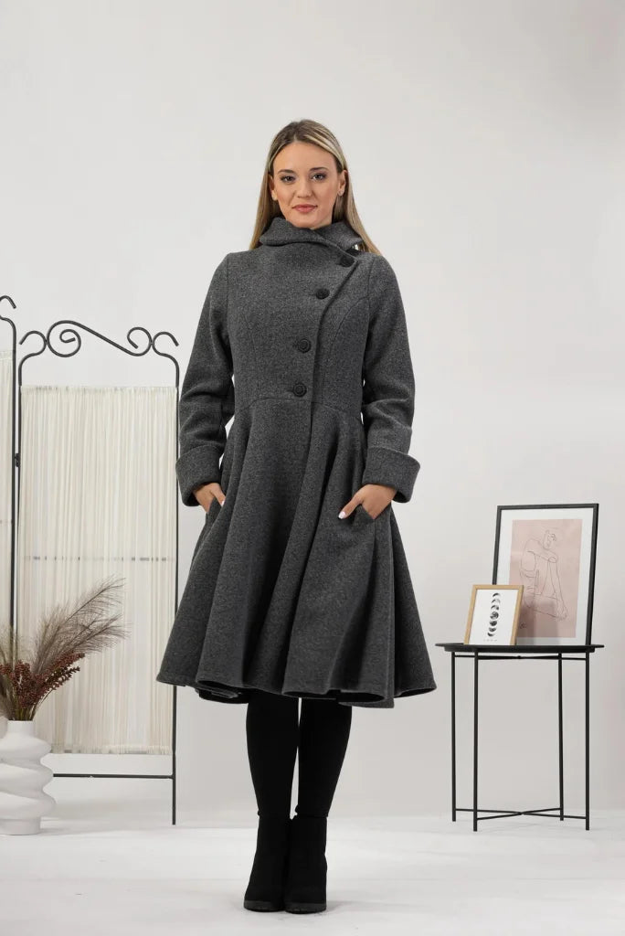 WomenGreyLongCoat-front