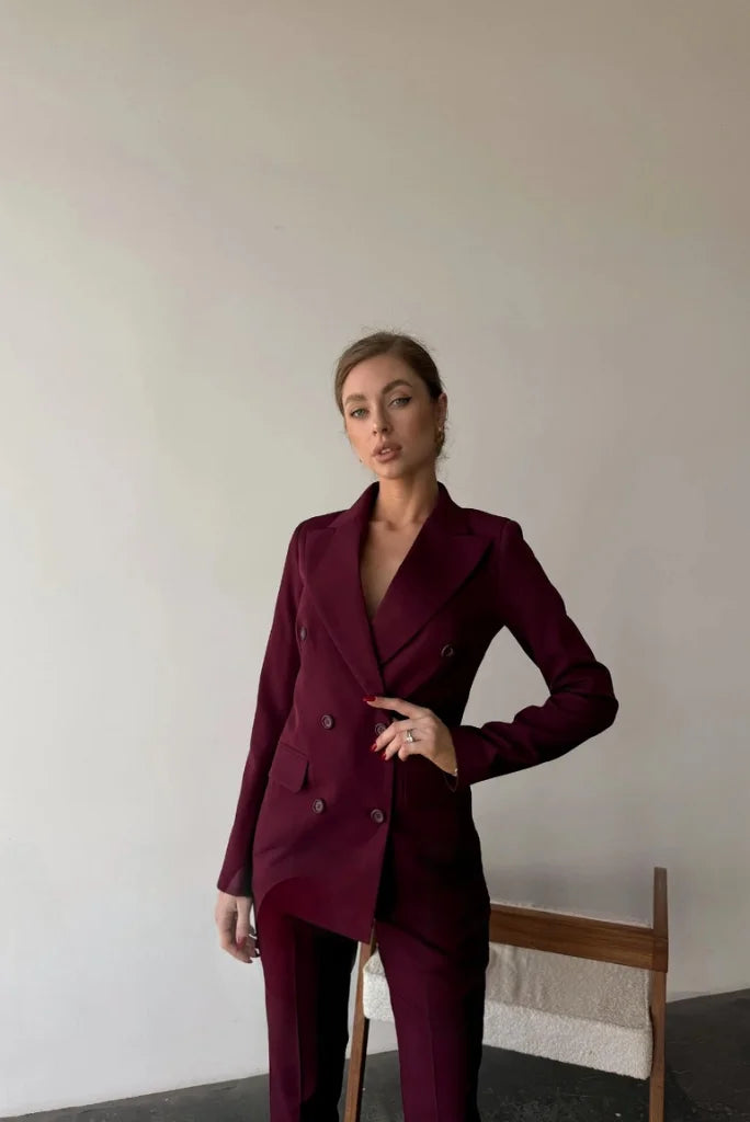 Women burgundy suit-front