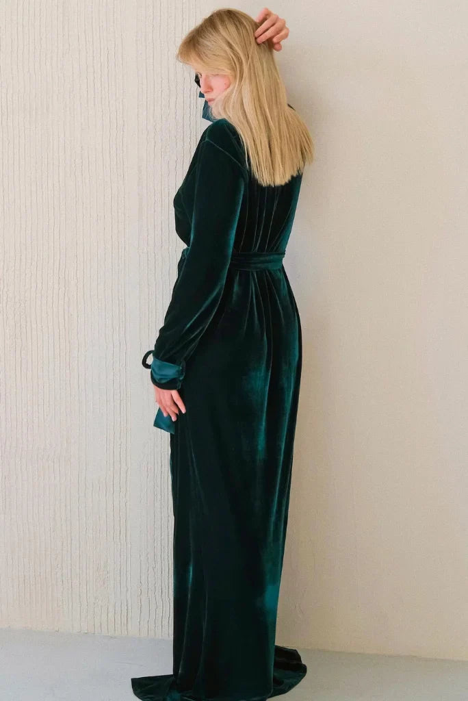 Women green robe-back