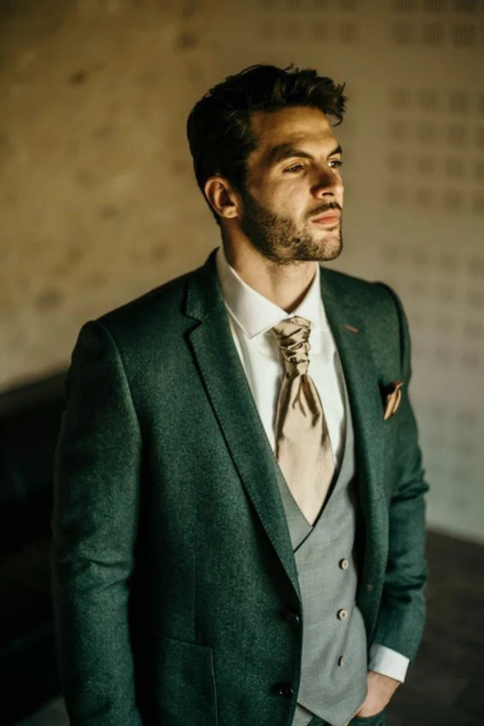 Men green tweed blazer-front